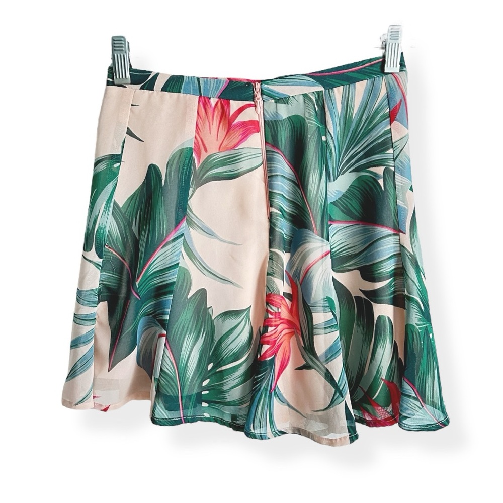 Show Me Your MuMu Kauai Kisses Mini Tropical Palm Leaf Tree Print Skater Skirt - Picture 5 of 10